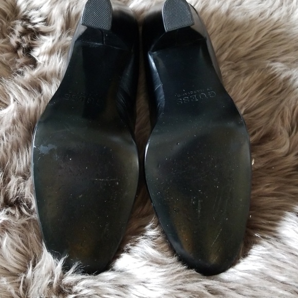 Guess Vintage Style Bow Pumps - Picture 4 of 7